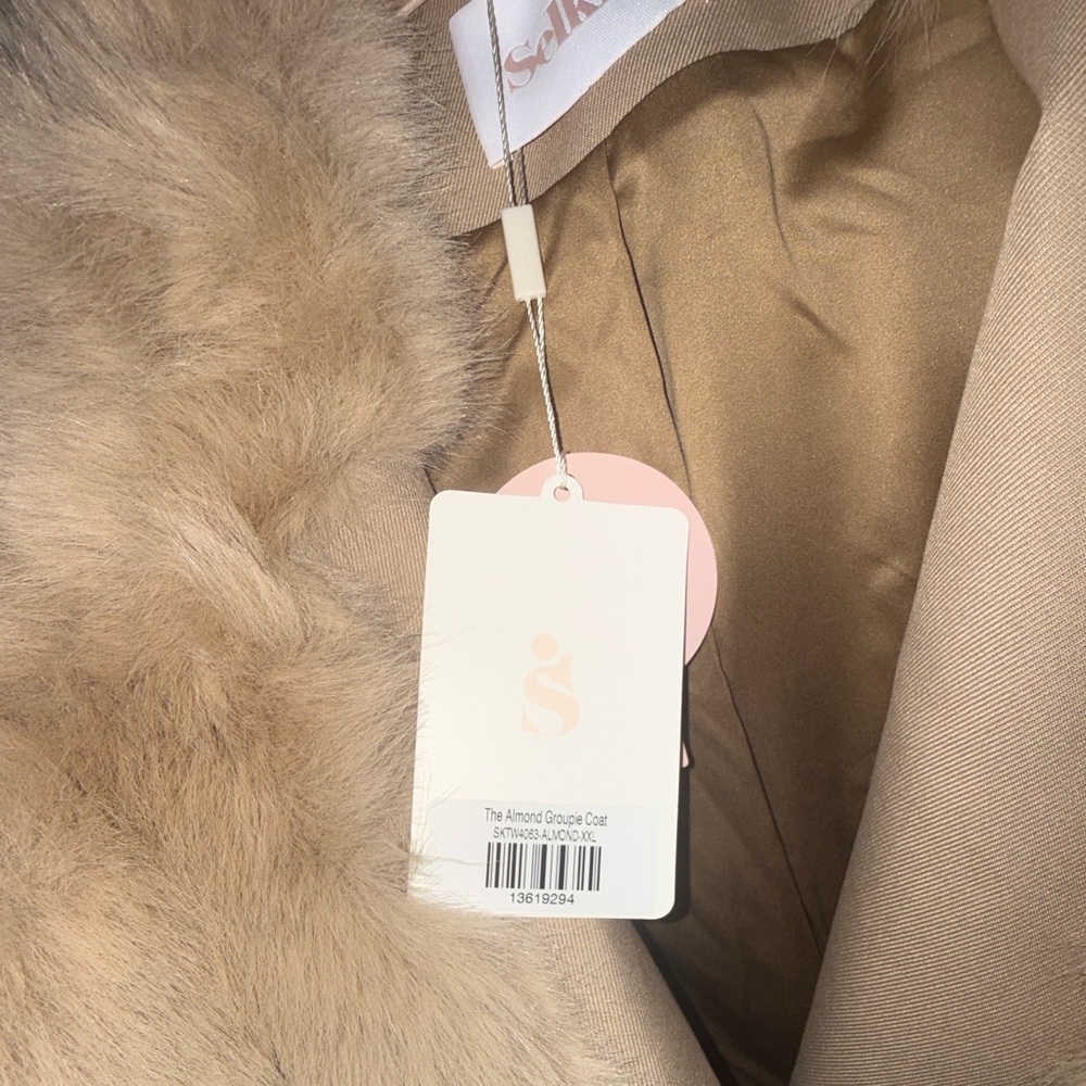 NWT- Selkie Almond Groupie Coat -XXL - Picture 8 of 8